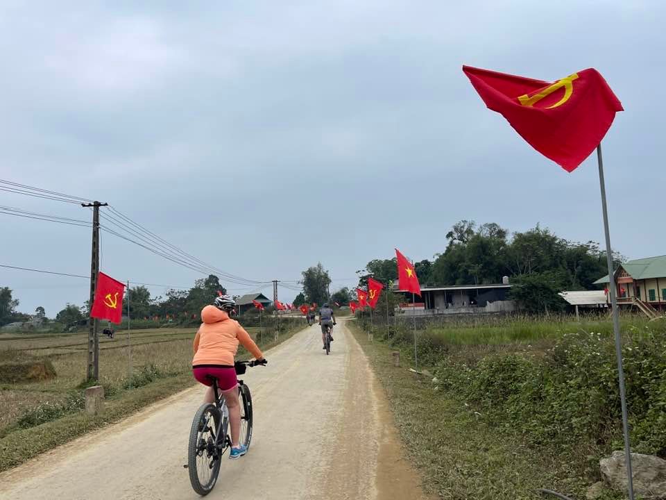 10-Day Northeast Vietnam Loop Cycling Tour